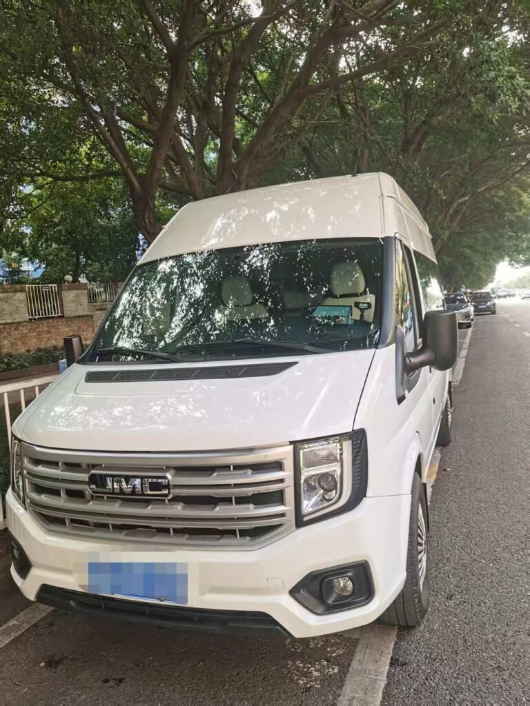 9-seater private van with driver for Chongqing tours