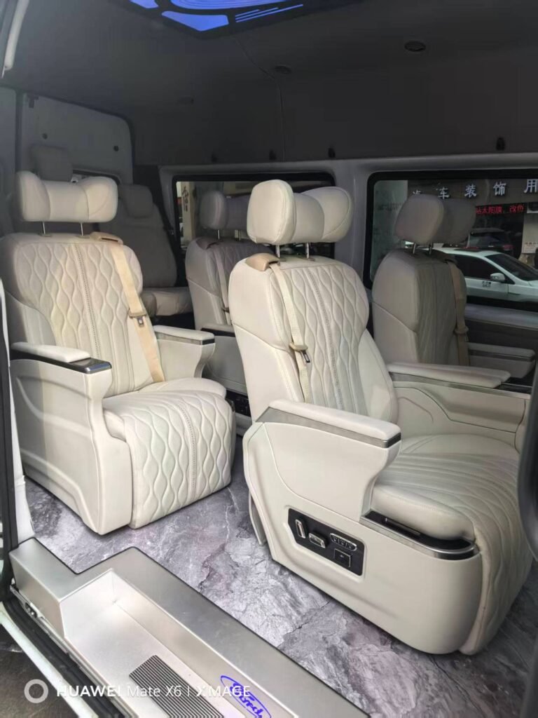 Comfortable 9-seater van seats for Chongqing private tours