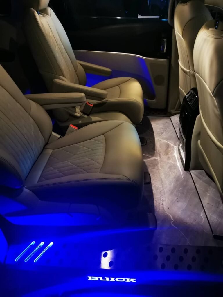 Comfortable passenger seats in a 7-seater Chongqing private car